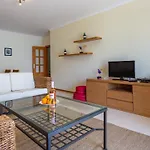Bright & Lovesome W/ Balcony In By Lovelystay Portimão