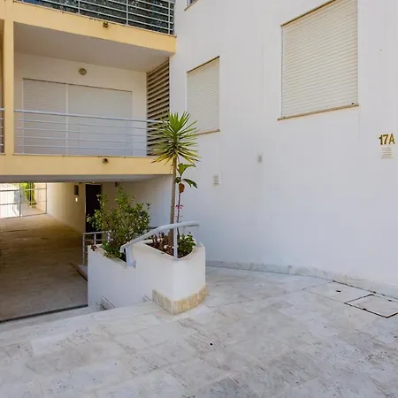 דירה Bright & Lovesome W/ Balcony In By Lovelystay