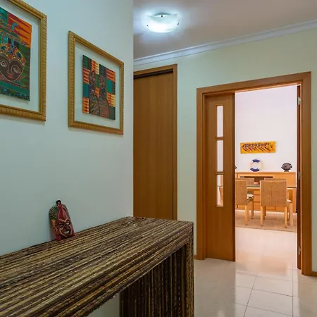 Bright & Lovesome W/ Balcony In By Lovelystay Apartament
